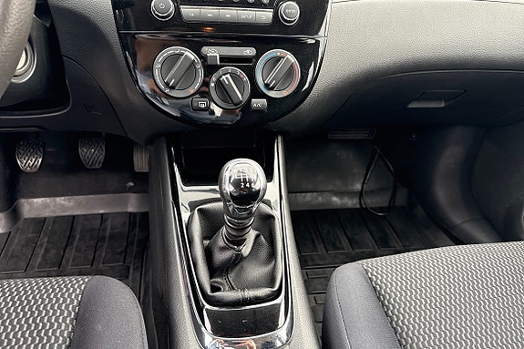 Nissan Pulsar 19 of 19