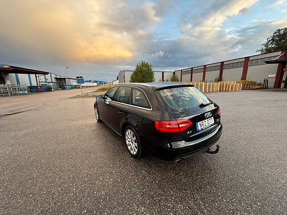 Audi A4 3 of 8