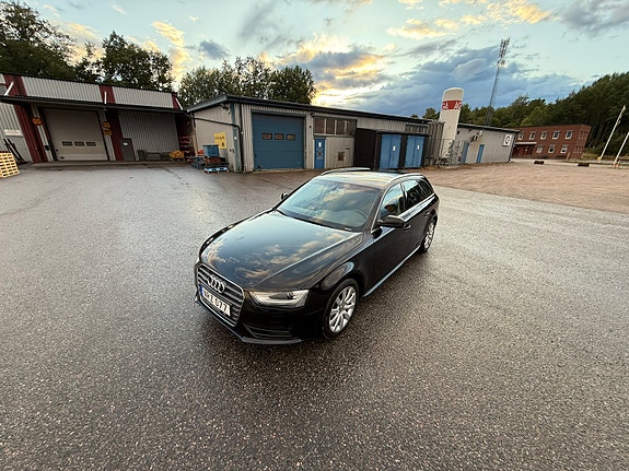 Audi A4 2 of 8