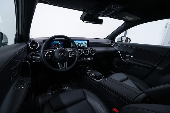 Mercedes-Benz A180 d 13 of 24