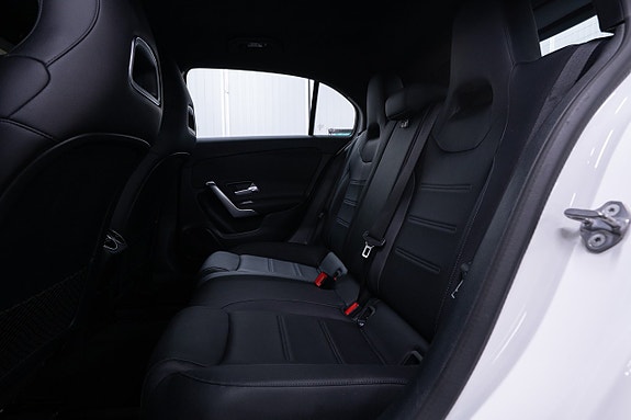 Mercedes-Benz A180 d 12 of 24