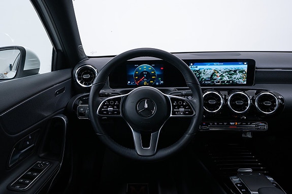 Mercedes-Benz A180 d 15 of 24