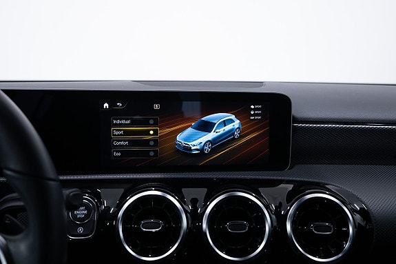 Mercedes-Benz A180 d 22 of 24