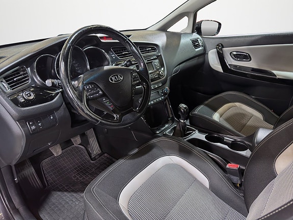 Kia Ceed 10 of 25