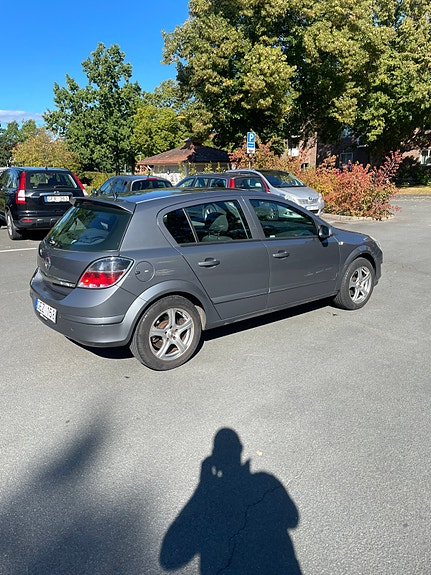 Opel Astra 5 of 6