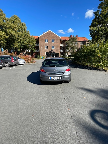 Opel Astra 4 of 6