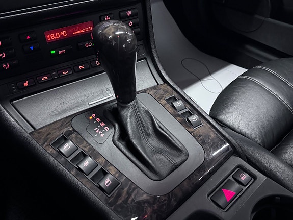 BMW 330Ci 19 of 22