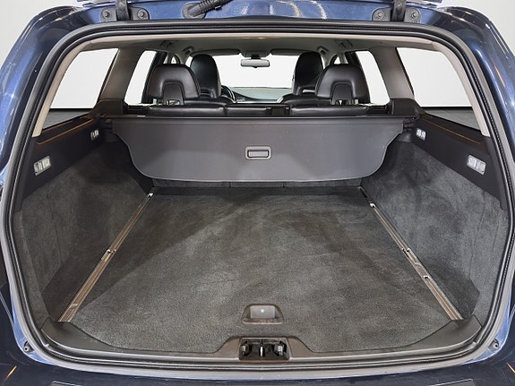 Volvo V70 9 of 28