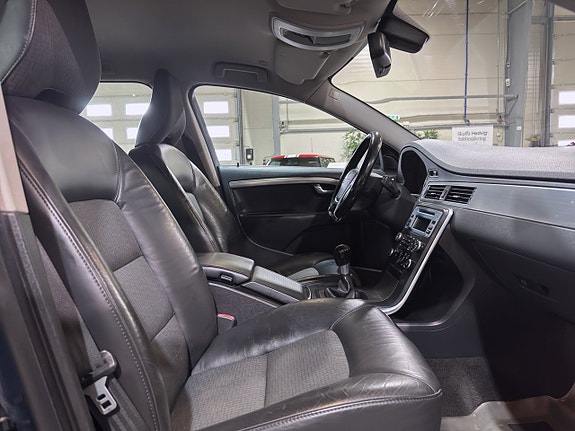 Volvo V70 28 of 28