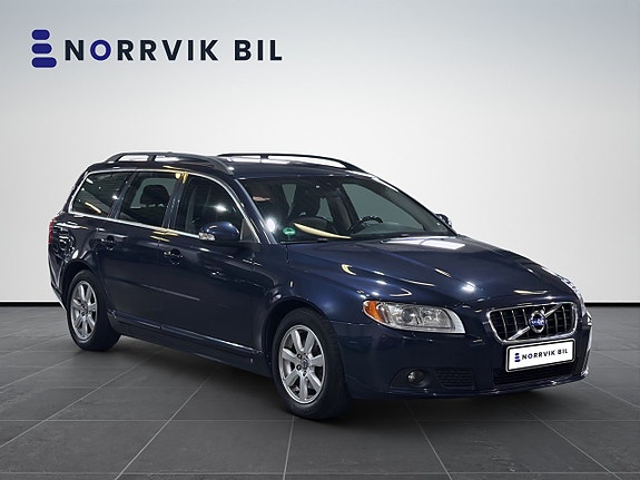 Volvo V70 4 of 28