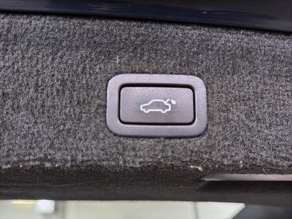 Volvo V70 27 of 28