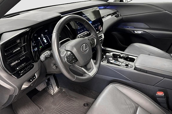 Lexus RX450h 8 of 16