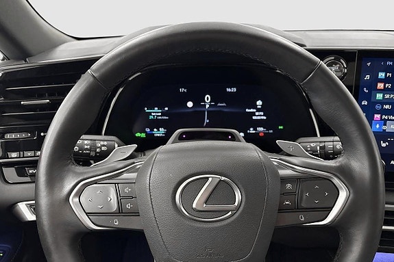 Lexus RX450h 11 of 16