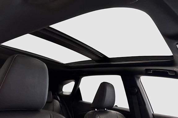 Lexus RX450h 14 of 16