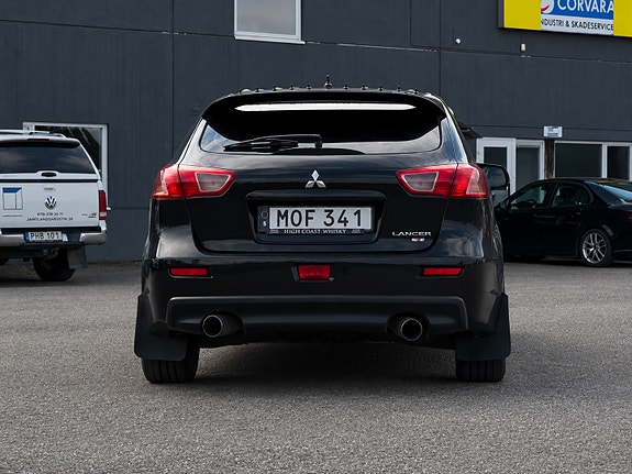Mitsubishi Lancer 4 of 11