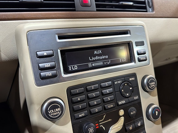 Volvo S80 17 of 25
