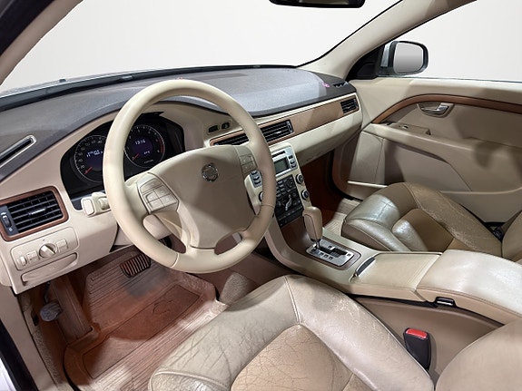 Volvo S80 10 of 25