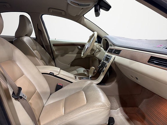 Volvo S80 18 of 25