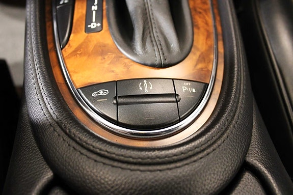 Mercedes-Benz CLS500 17 of 25