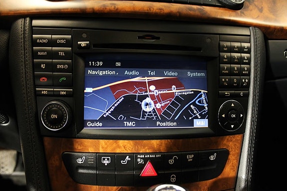 Mercedes-Benz CLS500 15 of 25