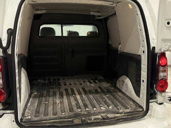 Peugeot Partner 9 of 19
