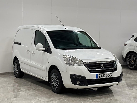 Peugeot Partner 2 of 19