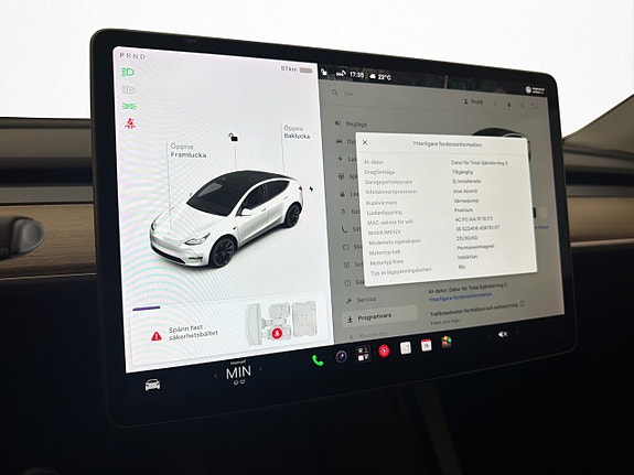 Tesla Model Y 27 of 30