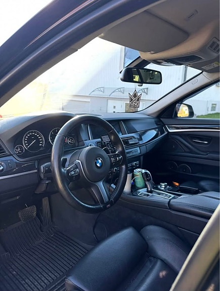 BMW 520d 6 of 8