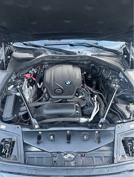 BMW 520d 5 of 8