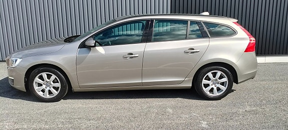 Volvo V60 18 of 18