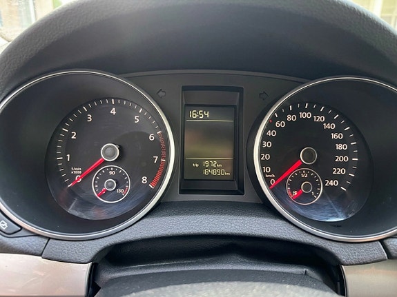 Volkswagen Golf VI 20 of 22