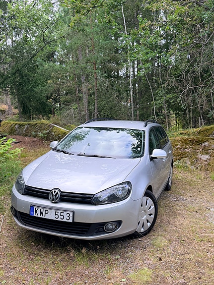 Volkswagen Golf VI 10 of 22