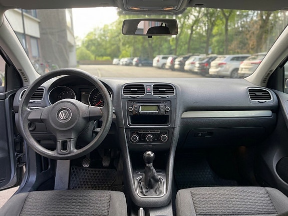 Volkswagen Golf VI 18 of 22