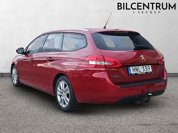 Peugeot 308 SW 4 of 8