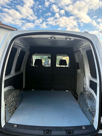 Volkswagen Caddy 8 of 13