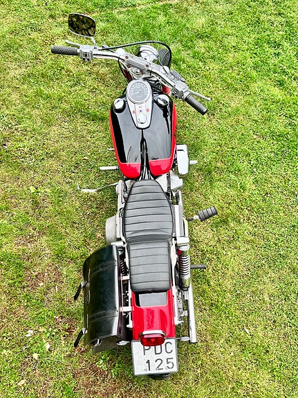 Harley-Davidson Super Glide 3 of 8