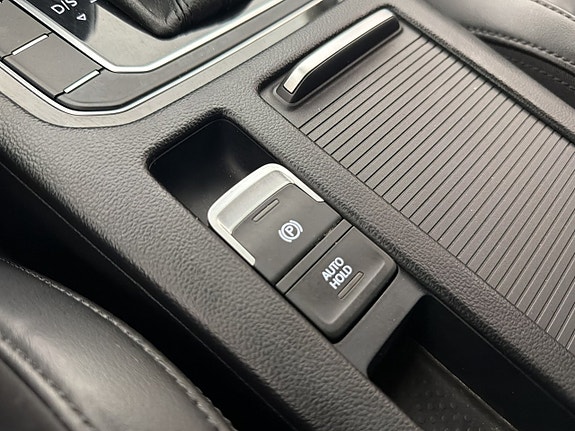 Volkswagen Passat 24 of 30
