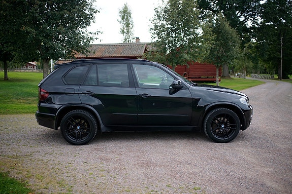 BMW X5 3 of 13