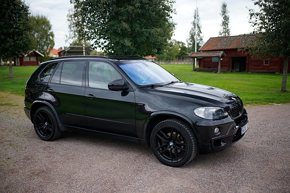 BMW X5 2 of 13