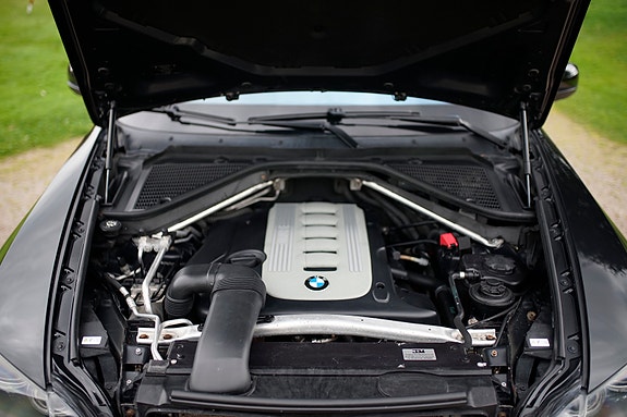 BMW X5 11 of 13