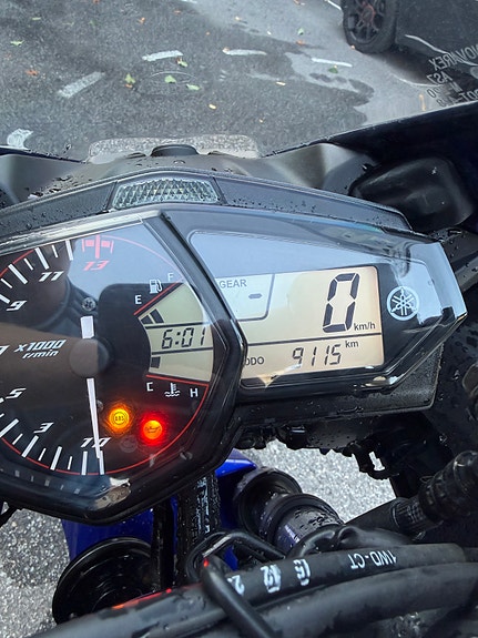Yamaha YZF-R3 5 of 6