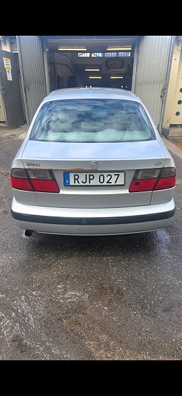 Saab 9-5 3 of 6