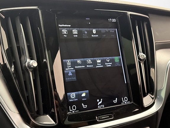 Volvo V60 26 of 30