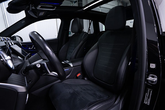 Mercedes-Benz GLC220 d 14 of 30