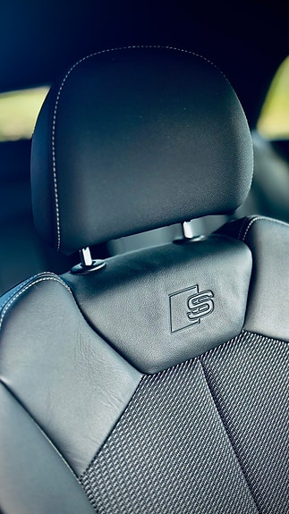 Audi Q3 7 of 11