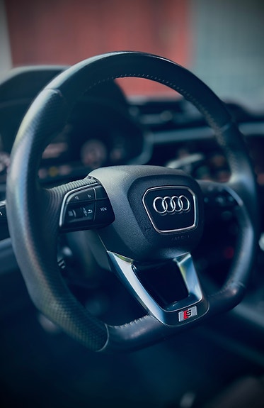 Audi Q3 9 of 11