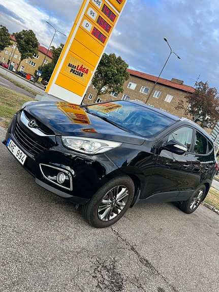Hyundai ix35 3 of 10
