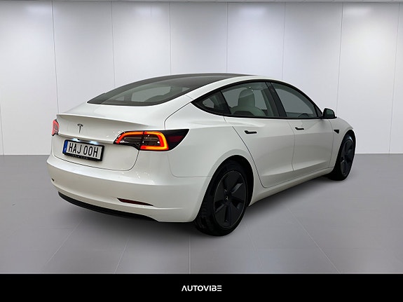 Tesla Model 3 2 of 6