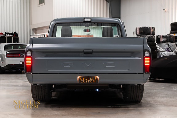 GMC C10 8 of 19