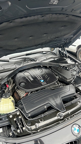 BMW 320d 5 of 5